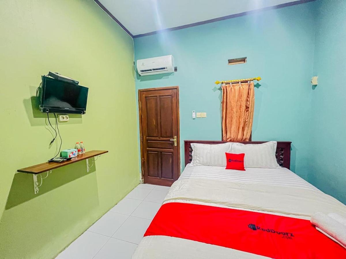 Reddoorz Near Sunrise Mall Mojokerto Dış mekan fotoğraf