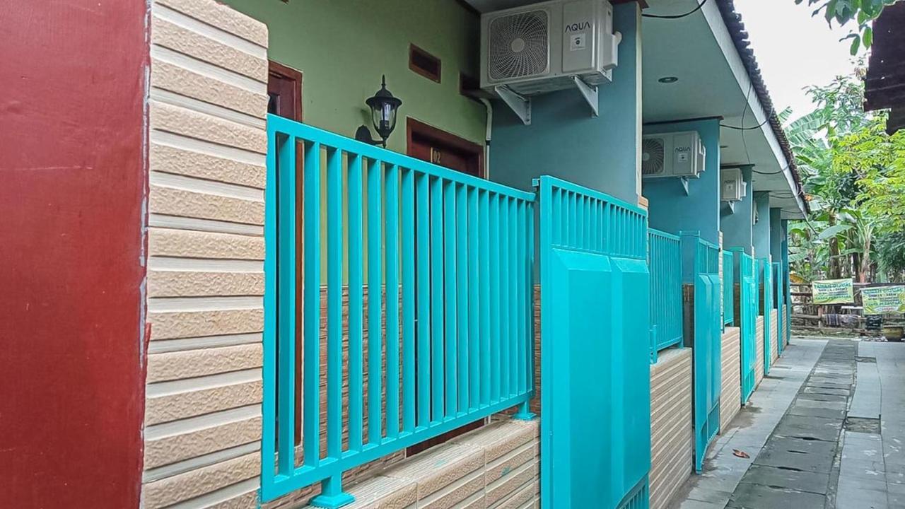 Reddoorz Near Sunrise Mall Mojokerto Dış mekan fotoğraf