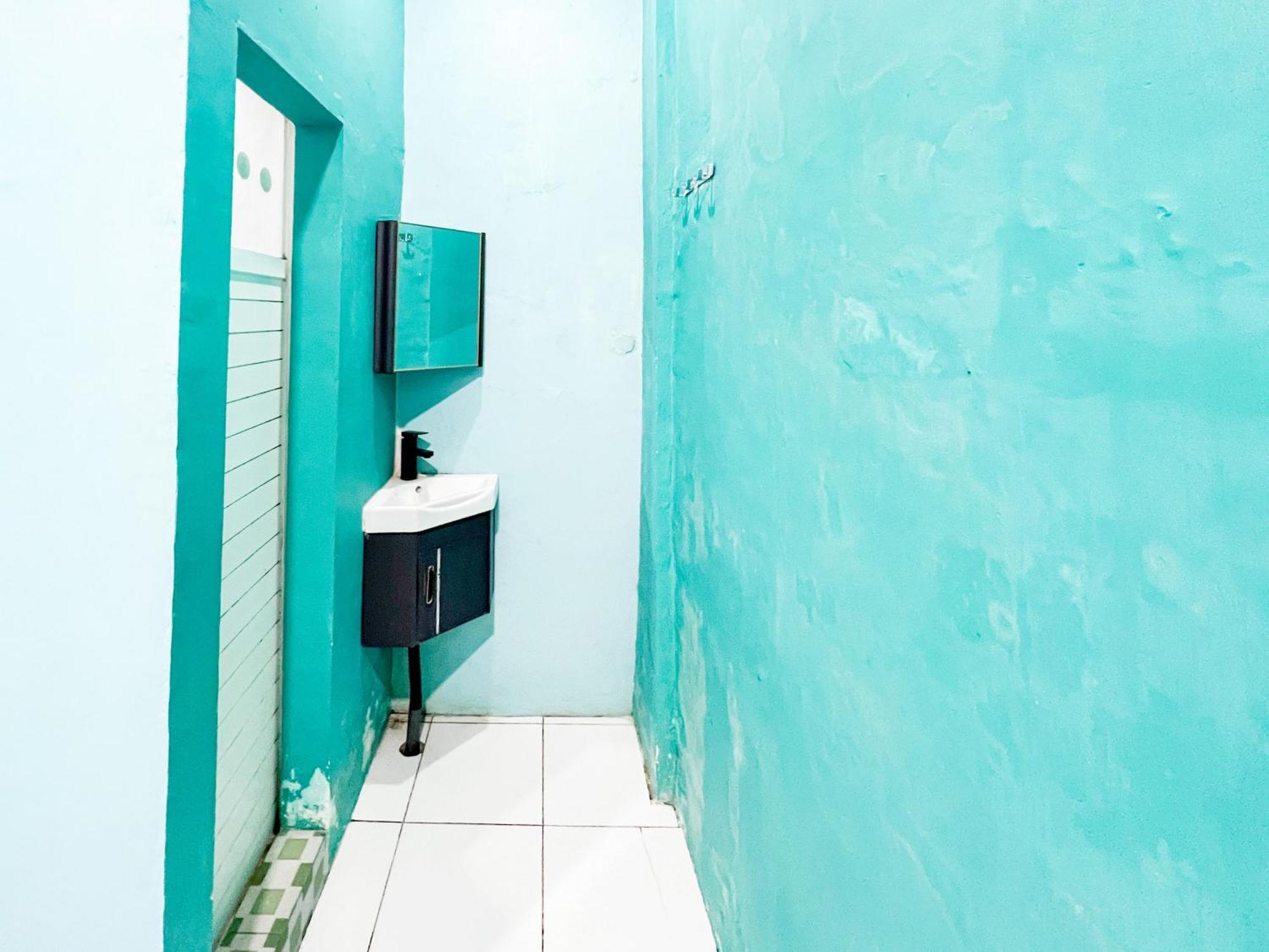 Reddoorz Near Sunrise Mall Mojokerto Dış mekan fotoğraf