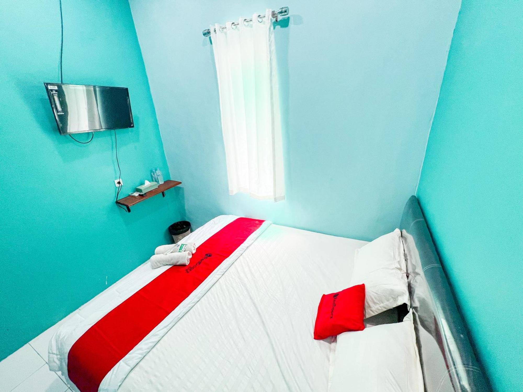 Reddoorz Near Sunrise Mall Mojokerto Dış mekan fotoğraf