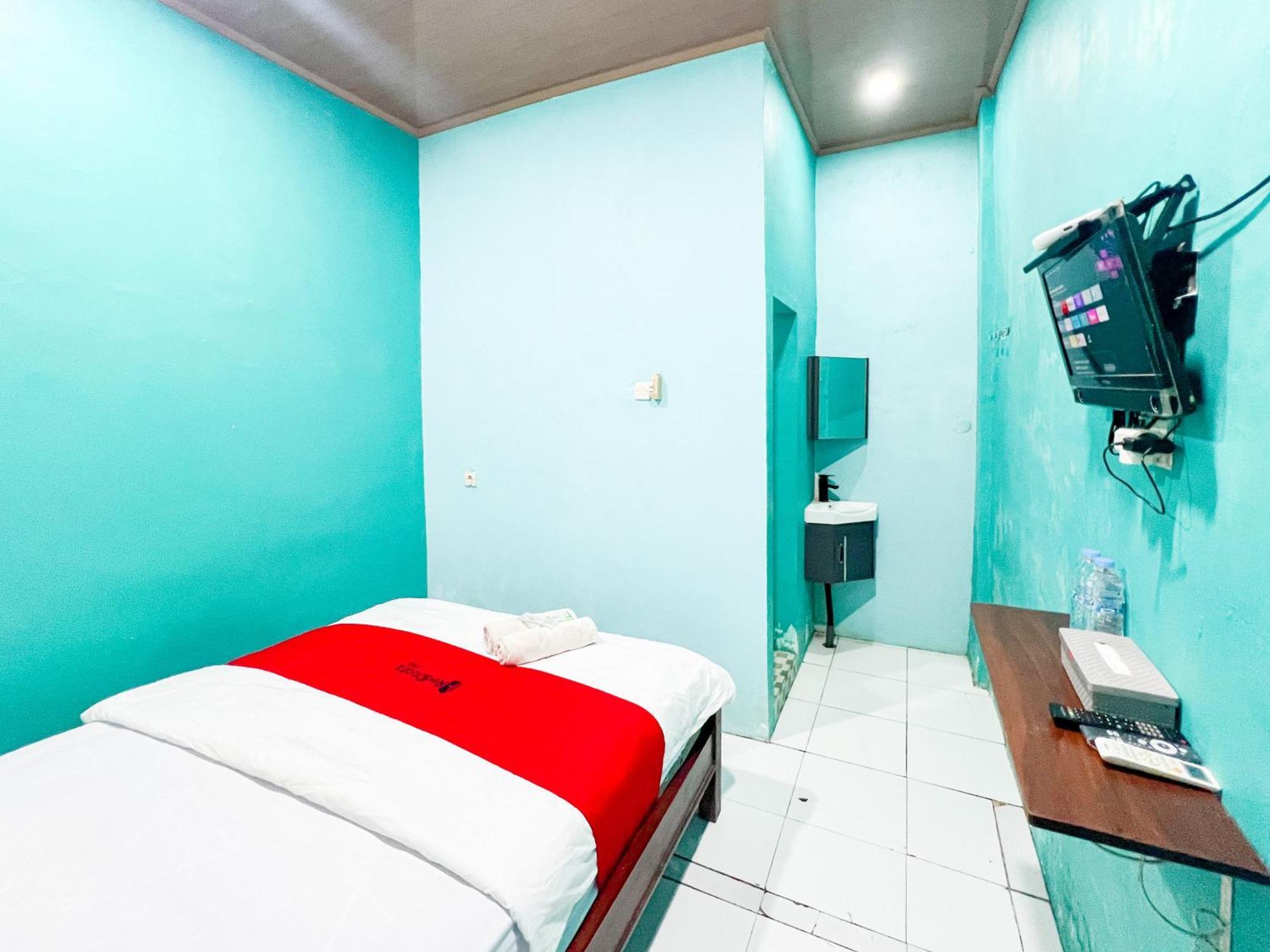 Reddoorz Near Sunrise Mall Mojokerto Dış mekan fotoğraf