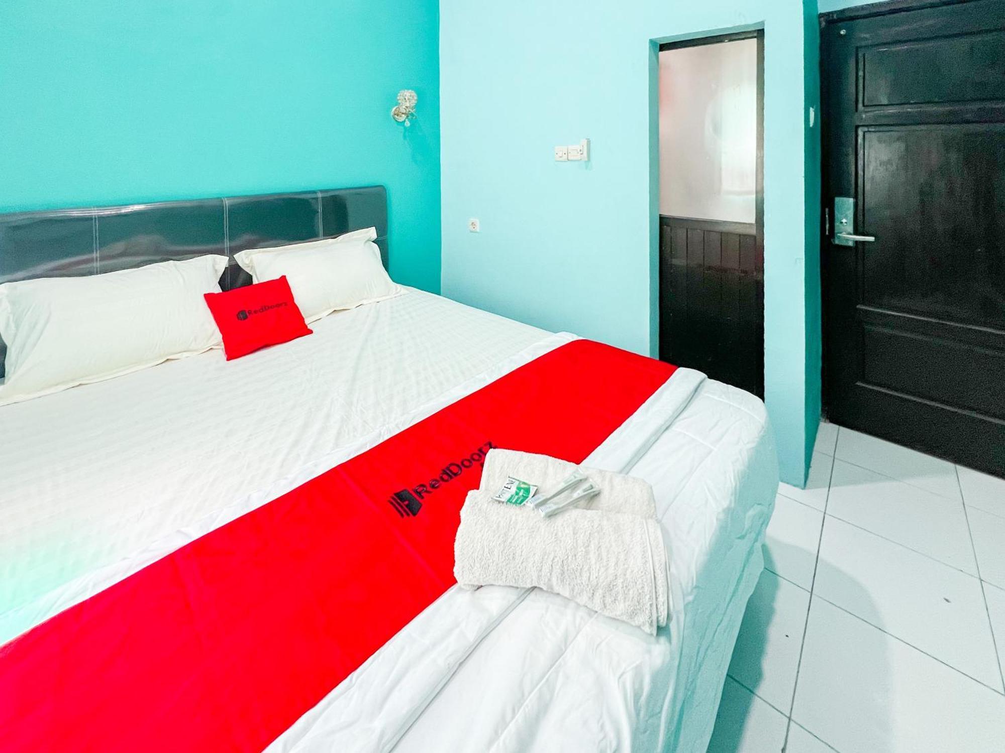 Reddoorz Near Sunrise Mall Mojokerto Dış mekan fotoğraf