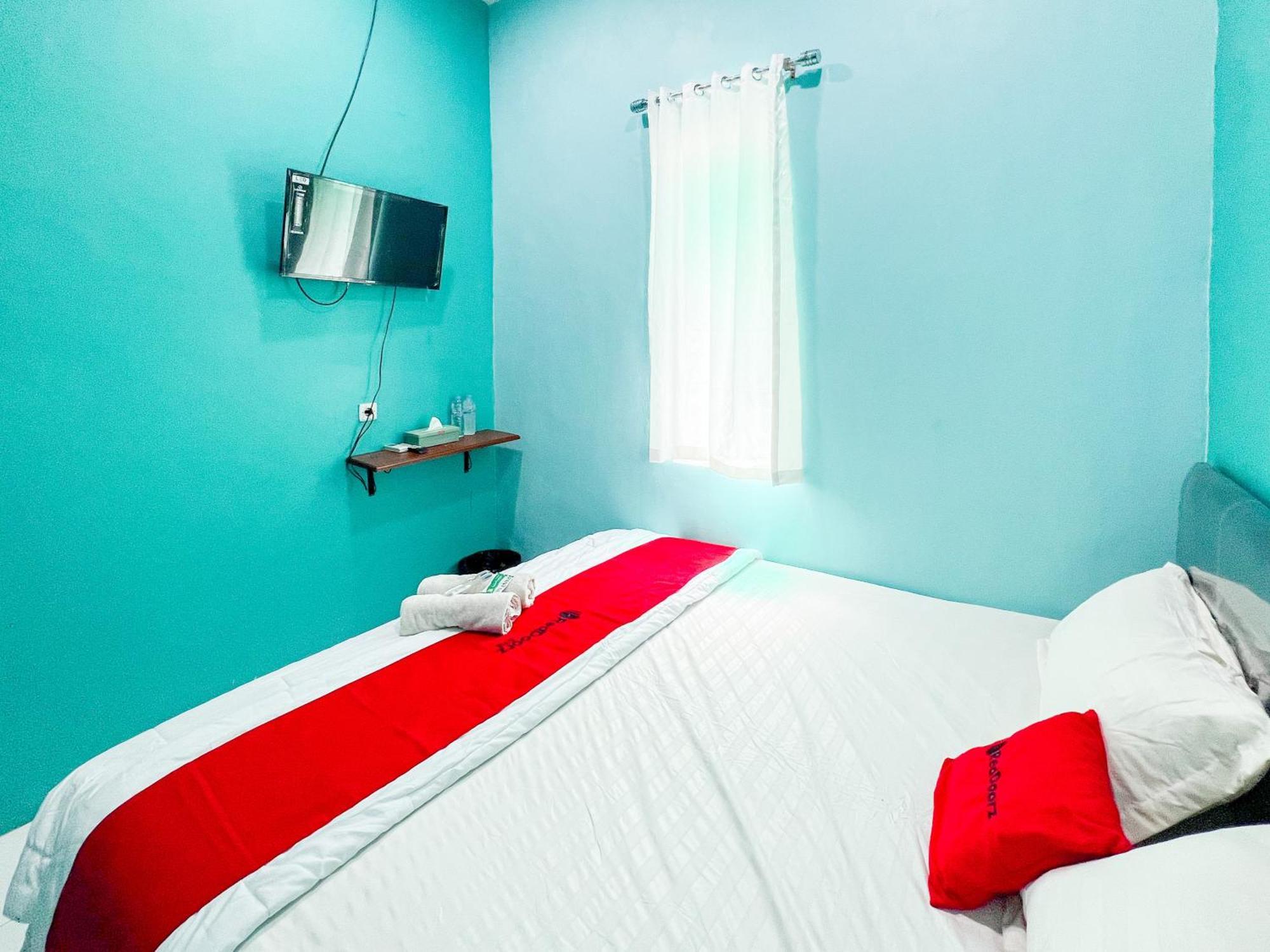 Reddoorz Near Sunrise Mall Mojokerto Dış mekan fotoğraf