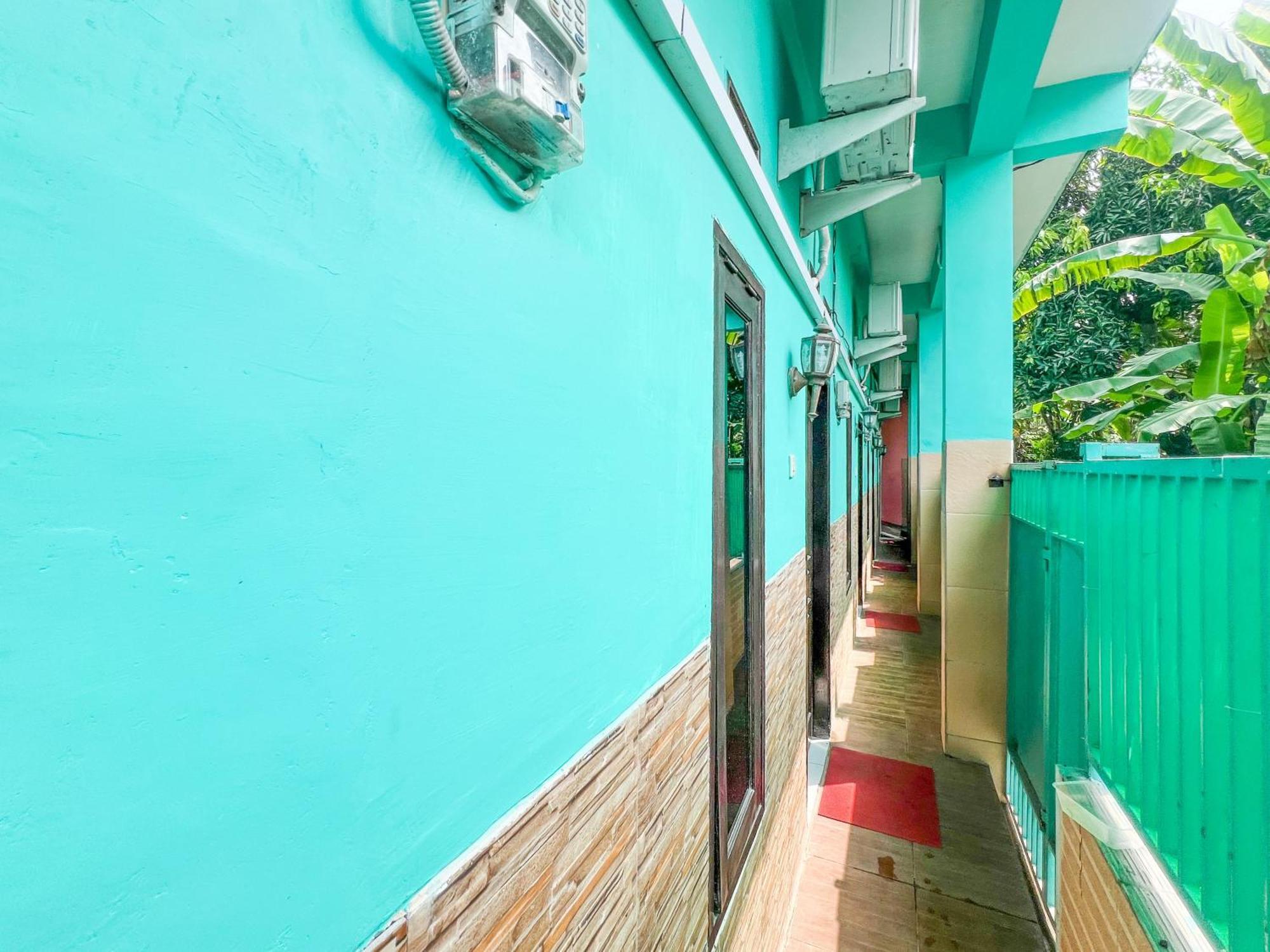 Reddoorz Near Sunrise Mall Mojokerto Dış mekan fotoğraf